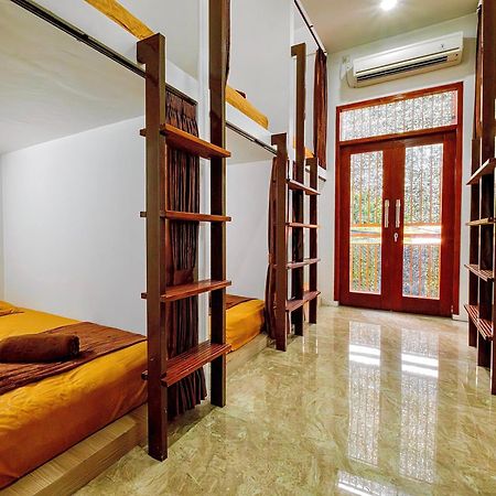 Sleep Slept Dormitory Canggu Exterior foto